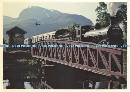 D236833 Mallaig-Linie Dampfmaude überquert den Kaledonischen Kanal bei Banavie Famedra