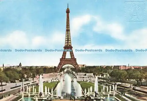 D229955 Paris Les Fontaines du Palais de Chaillot et la Tour Eiffel Speciale de