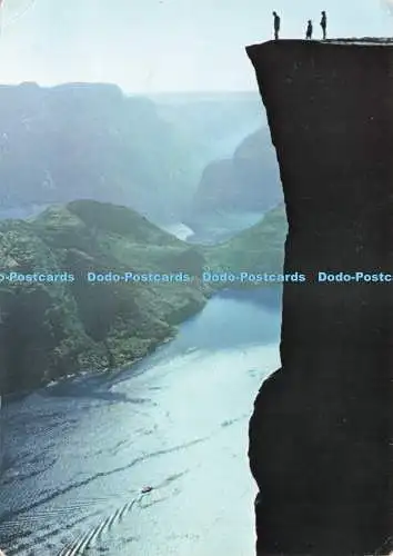 D234634 Norge Prekestolen i Lysefjord Mittet