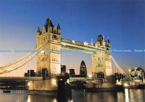D236973 London Tower Bridge The Postcard Store