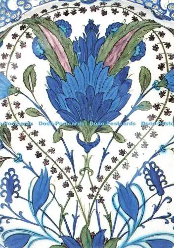 D239284 The British Museum Iznik Dish Henderson Bequest Roundwood Press