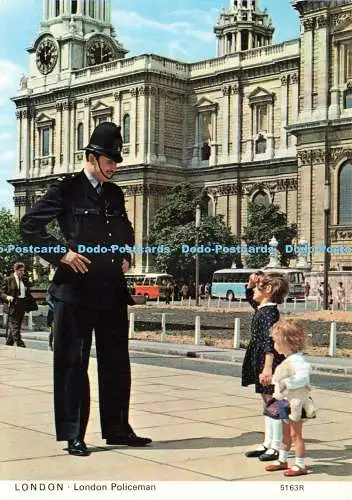 D239479 London London Polizist Charles Skilton and Fry