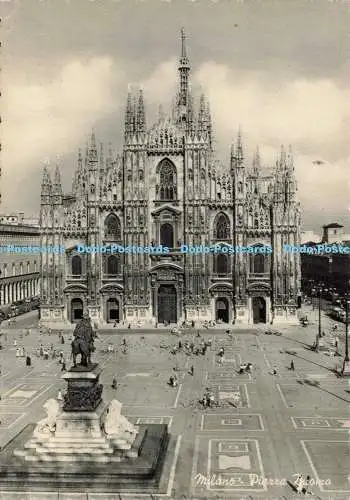D239519 Milano Piazza Duomo