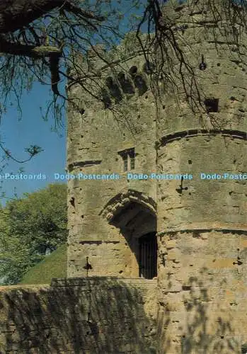 D237517 Isle of Wight Carisbrooke Castle The Main Gatehouse H M S O Larkfield Pr