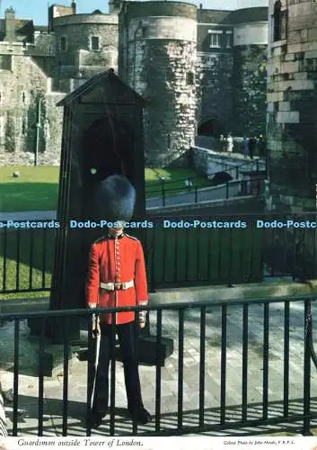 D237731 Tower of London Guardsman Outside John Hinde 1968