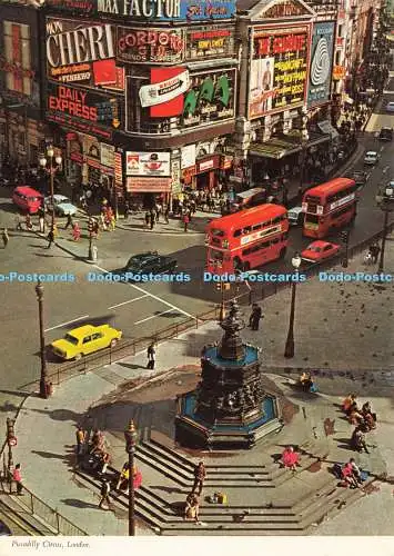 D237767 London Piccadilly Circus I V P United Artists