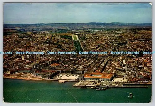 D319054 Portugal. Luftaufnahme von Lissabon. J. Arthur Dixon. Inverness. Schottland