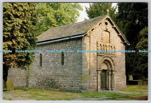 D316377 Die normannische Kapelle. Prestbury. Peter Jenion. Macclesfield