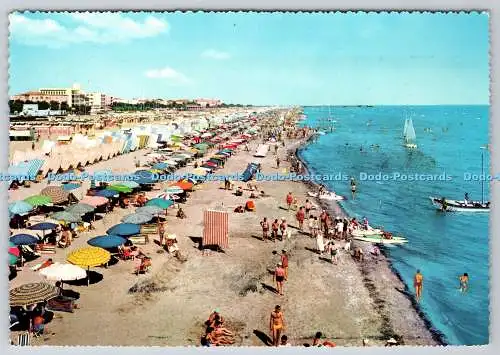 D320847 Rimini. Der große Strand. L Adriatica