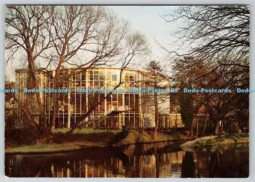 D316566 Yvonne Arnaud Theater Fluss Wey. Guildford. Surrey. J. Arthur Dixon. Bri