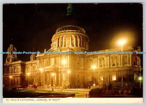D316774 St Paul Cathedral. London. Nachts. Photo Precision Ltd. Huntingdon. Co