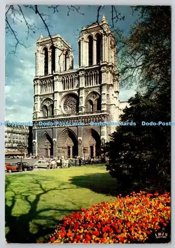 D321289 Paris. Notre Dame. Fassade. Chantal. IRIS. Mexichrom. N. 617. PM. Montfo