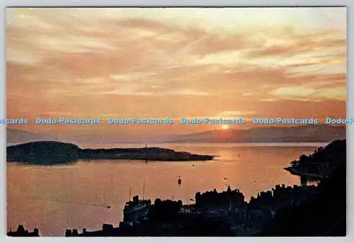 D316868 Sonnenuntergang bei Oban. Argyll. Schottland. W. H. Irving. J. Arthur Dixon. Inverne