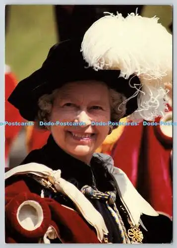 D321518 The Queen. J. S. Library International. E. T. W. Dennis. Scarborough. Ro