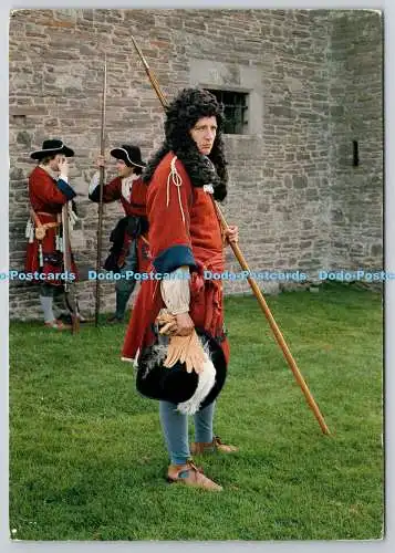 D321620 National Army Museum. History Reenactment Workshop. Offizier und Gentlem
