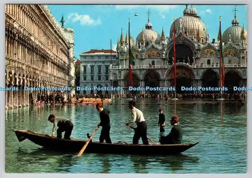 D321893 Venezia. Außergewöhnliche Flut auf dem Markusplatz. ARDO. P. Marzari s.r.