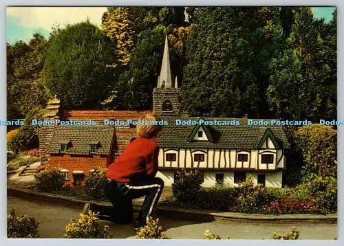D321934 Beaconsfield. Bekonscot Model Village. Evenlode Village. Jarrold. Norwic