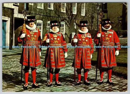 D324038 Yeoman Warders im Tower of London. W. W. Roberts. BA. FRPS. Ein Dixon