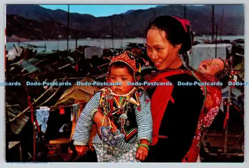 D325251 China. Queeres Kleid von Boot Damen und Kindern. Hongkong. N. 9. Postkarte