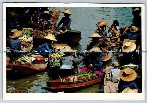 D325256 Thailand. Provinz Rajburi. Schwimmender Markt in ihren Stoßzeiten am Damne