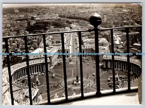 D331324 Roma. Platz St. Peter. PDDM. 1968