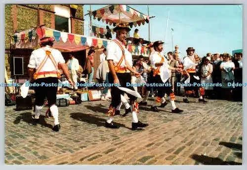 D325327 Old Leigh Regatta 1986. Benfleet Hoymen Morris und Sword Dancers. Lynn T