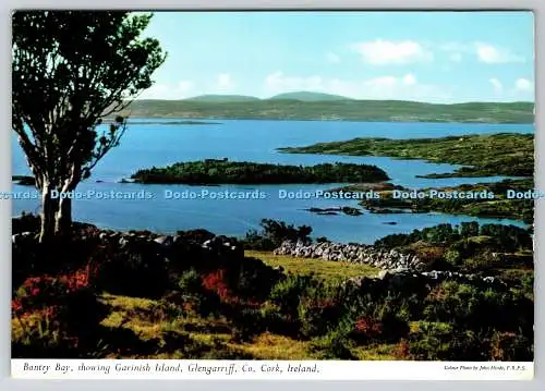 D328740 Irland. County Cork. Glengarriff. Bantry Bay zeigt Garinish Island. J