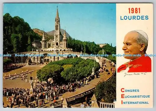 D334162 Lourdes. Congres Eucharistique International. La Basilique et le Pape J.