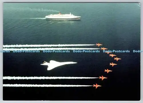 D325410 Concorde G BOAG und RAF Red Arrows fliegen 1985 über die QEII. Airbus Arc