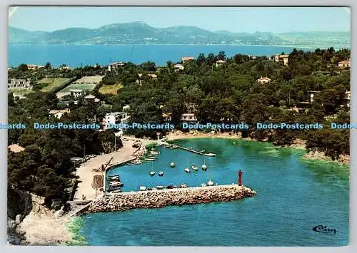 D325455 Frankreich. Cote d Azur. Côte d'Azur. Presquile de Giens. Vue aerienne.
