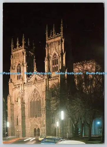 D325591 North Yorkshire. York Minster. Westfront bei Nacht. Richter Postkarte. Hat