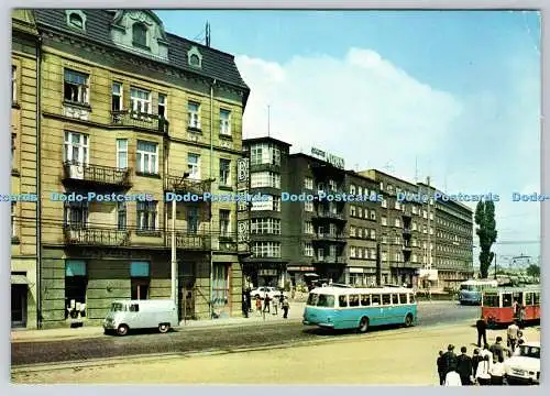 D331791 Bielsko Biala. Widok a ul. Lenina w Kierunku ul. Armil Czerwonej. Ruch.