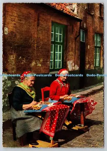 D325771 Belgien. Brügge. Klöppler. Krüger. PM. Oostende. 1974. Postkarte