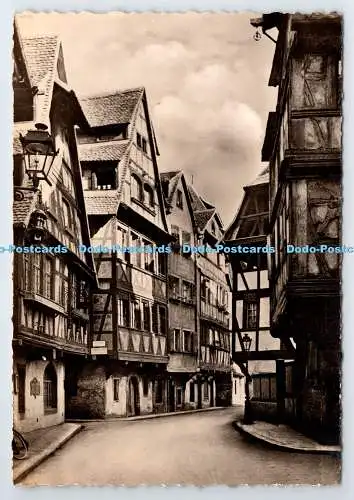 D334607 Straßburg. Un Coin de la Petite France. La Cigogne