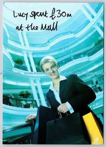 D326662 Lucy gab 30 Millionen Pfund in der Mall aus. CITB. Carrer im Aufbau.