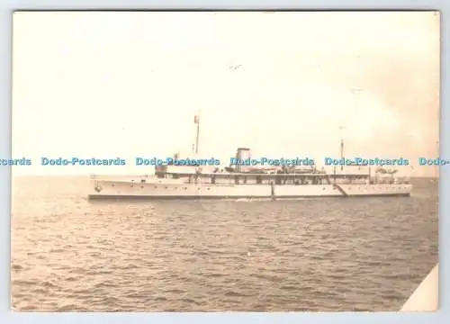 D334670 HMS Dragonfly. Schiff im Meer