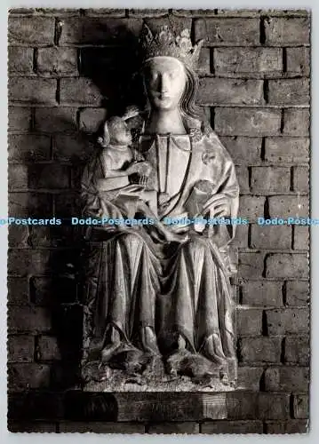 D325867 London. Westminster Cathedral. Statue Unserer Lieben Frau von Westminster. Pitkin