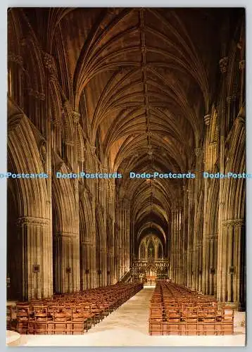 D325965 Kathedrale von Lichfield. Kirchenschiff Blick nach Osten. S.W. Newbery. Hon. F.I.I.P.