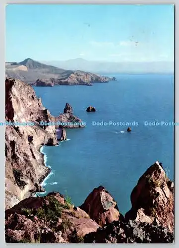 D329383 Italien. Isola di Lipari. Die Faraglioni und Vulcano. Trimboli. Pescara. N