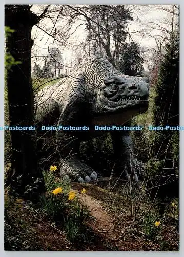 D326070 London. Crystal Palace Park. Monster Megalosaurus. Beric Tempest. St. Ich