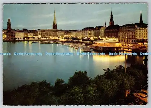 D326977 Hamburg. Der Jungfernstieg mit Innenalster und Alsterpavillon. PM