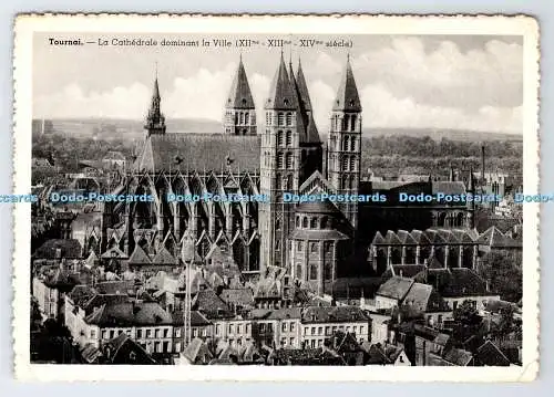 D334963 Tournai. La Cathedrale Dominant la Ville. V. Moers