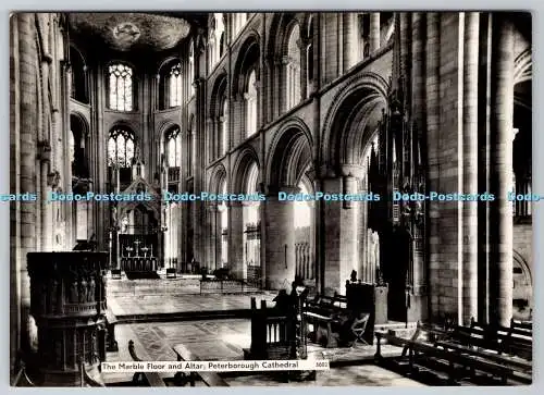 D332203 Peterborough Cathedral. Der Marmorboden und Altar. Serie St. Albans. R
