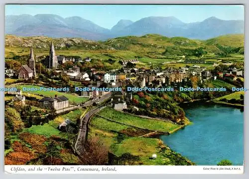 D327003 Clifden. und die zwölf Pins. Connemara. Irland. John Hinde. F.R. P.S.