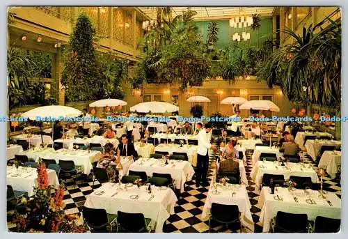 D332267 Amsterdam. Holland. Wintergarden Restaurant des Golden Tulip Hotel Kr