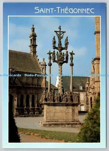D329617 Finistere. Saint Thegonnec. Die Beinhauskapelle und der Kalvarienberg. Couleurs