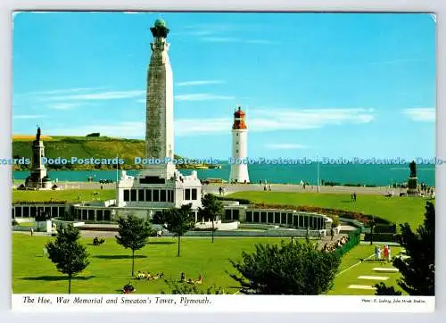 D335076 Plymouth. Die Hacke. Kriegerdenkmal und Smeaton Tower. John Hinde. E. Ludwig