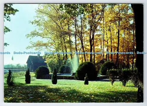 D335122 Le Donjon de Jouy. Hotelrestaurant. Vue de Parc. Nivernaises