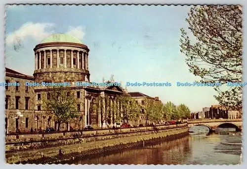 D332420 Dublin. Die vier Gerichte. Am Fluss Liffey. Kobold. 1962
