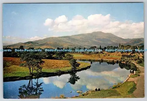 D332434 Perthshire. Schottland. Ben Ledi. Vom Fluss Teith. Callander. J. Arth